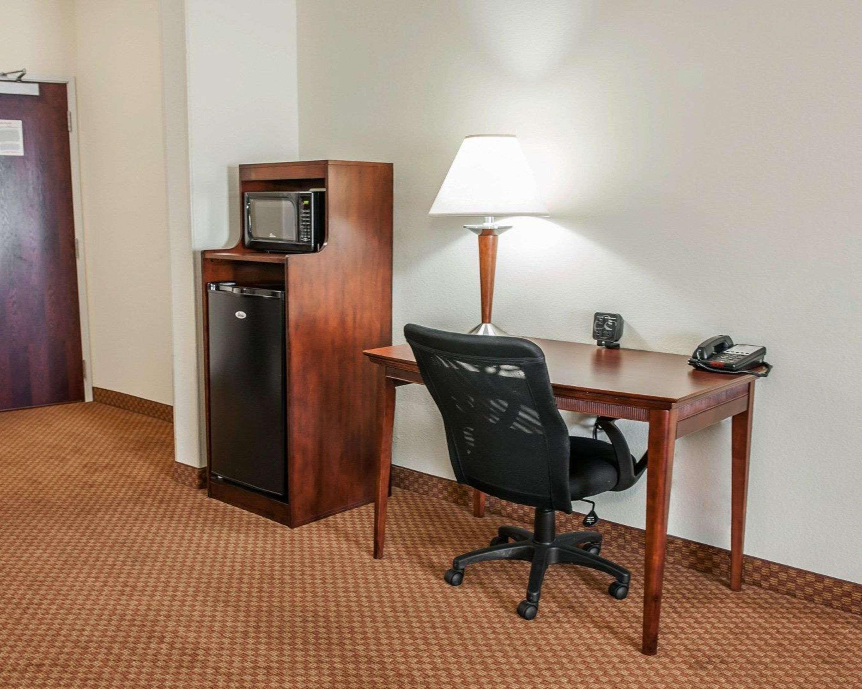 Comfort Suites Near Indianapolis Airport Kültér fotó